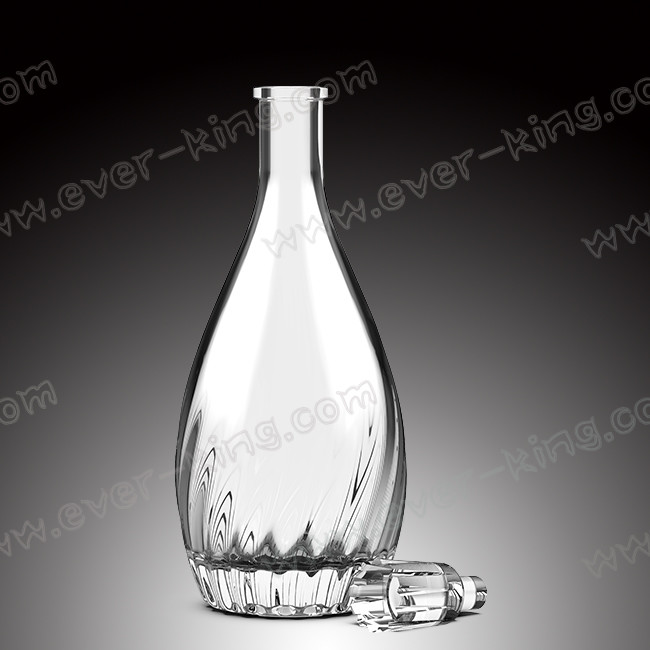 700ml Brandy Bowling Liquor Glass Bottle With Metal Labels
