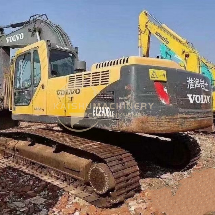 Versatile Volvo EC290B Used Excavator with 3.1 m Transport Width and 153 kW Power