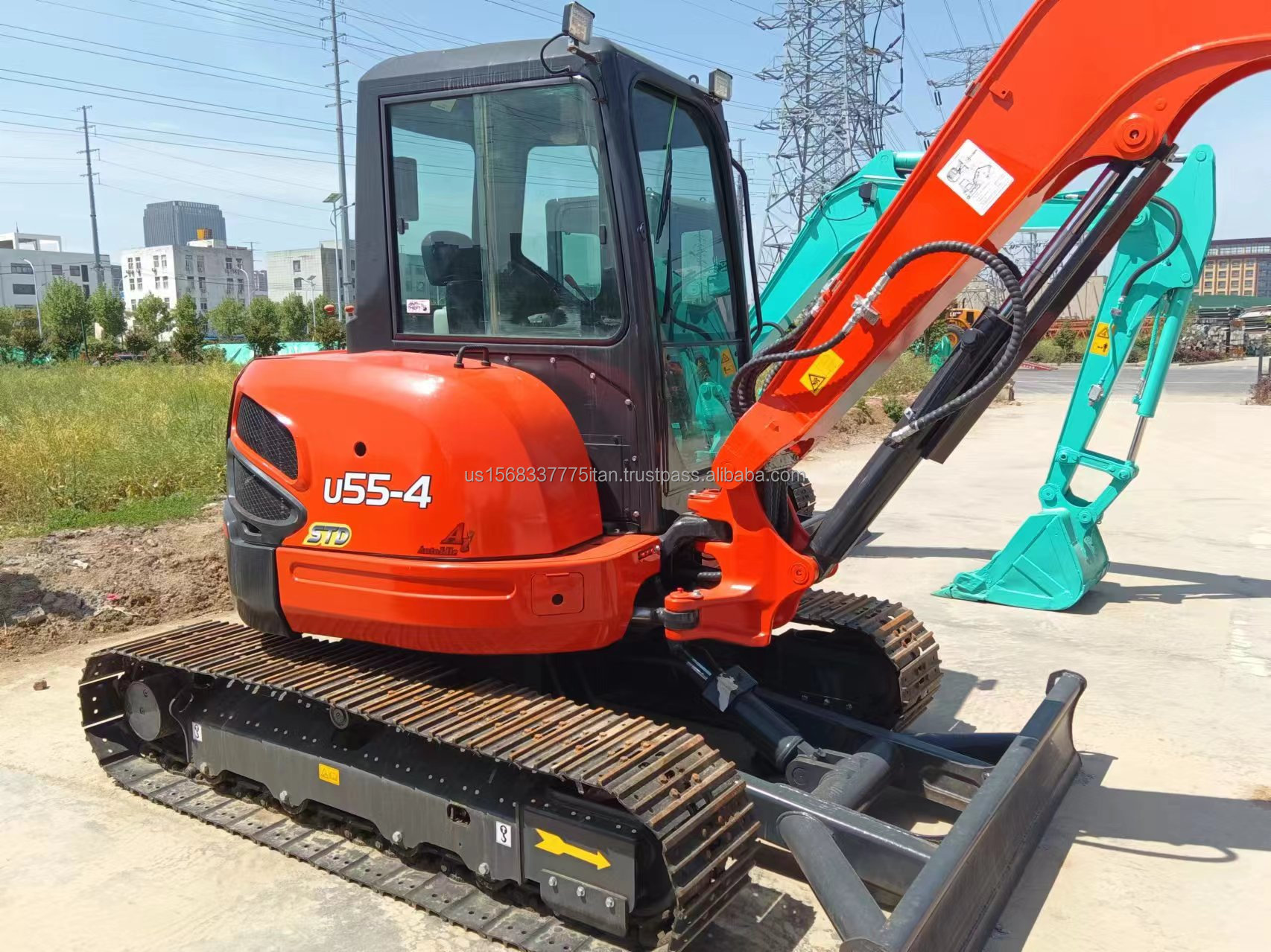 Mini Second Hand Excavator 5.5 Ton Kubota U55 Used Excavator with Original Hydraulic Valve