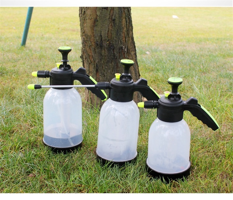 PP ABS Plastic Pesticide Garden Hand Pump High Pressure Sprayer 2L Bottle