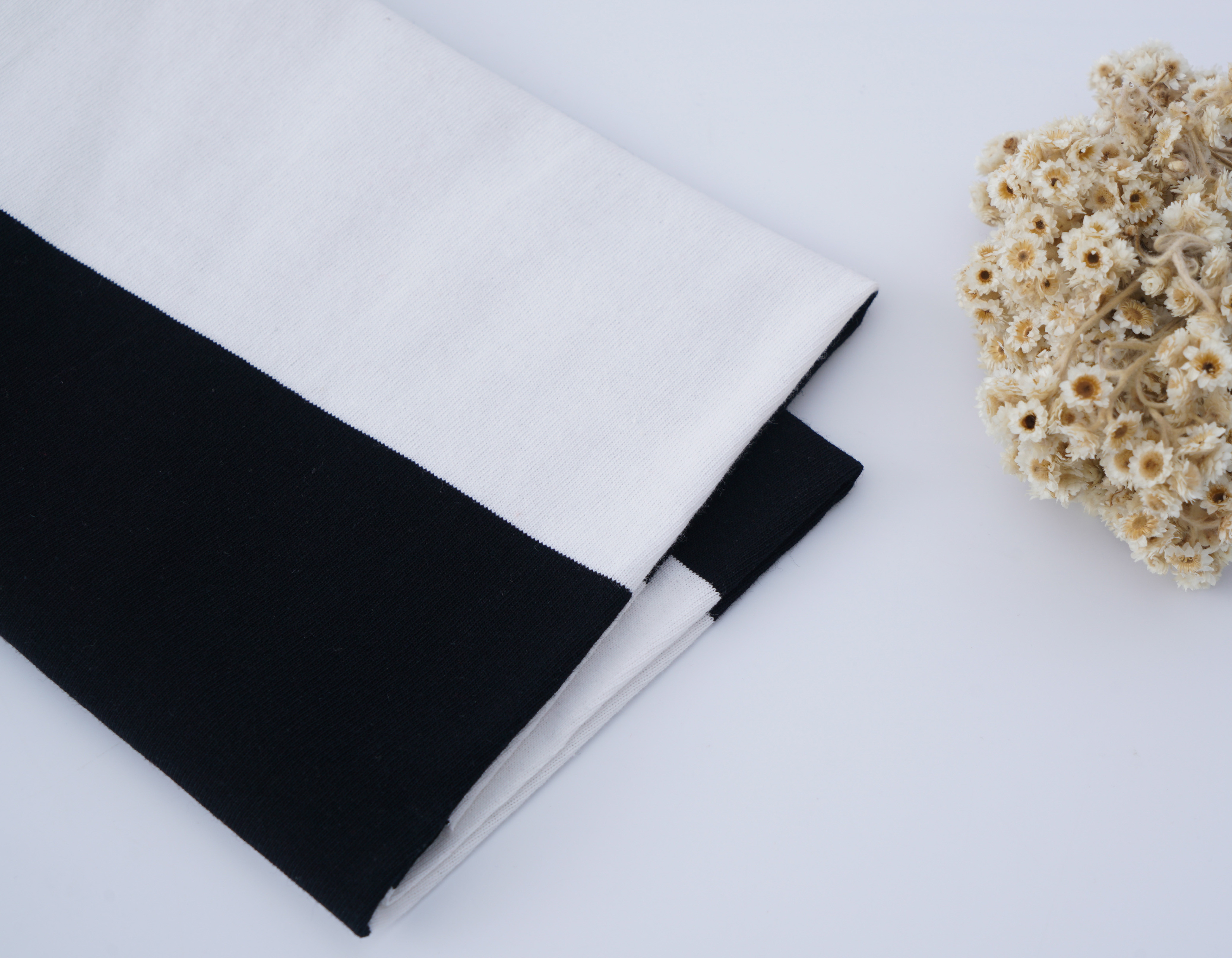 Soft And Skin - Friendly Wearable Comfortable Striped Knit Fabric High Durability