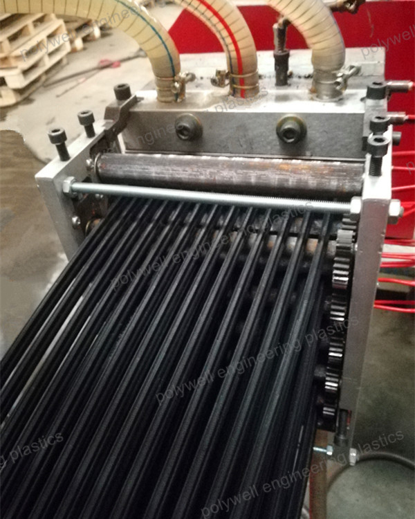 Plastic Moulded Components Plastic Extrusion Mold For PA Polymer Extrusion Machine