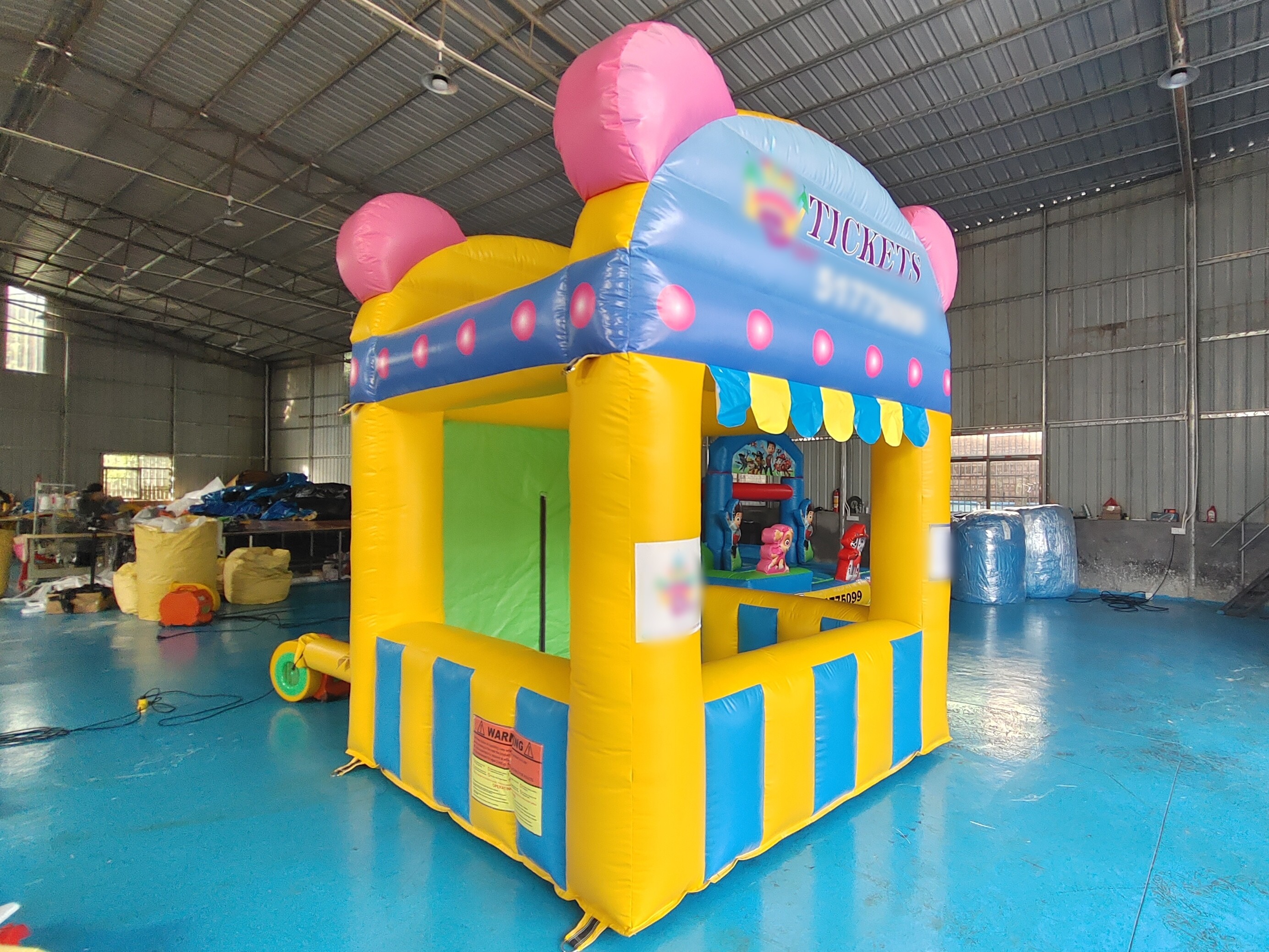 Commercial Inflatable Ticket Kiosk Inflatable Playground Ticket Selling Tent Advertising Signs For Party Outdoor
