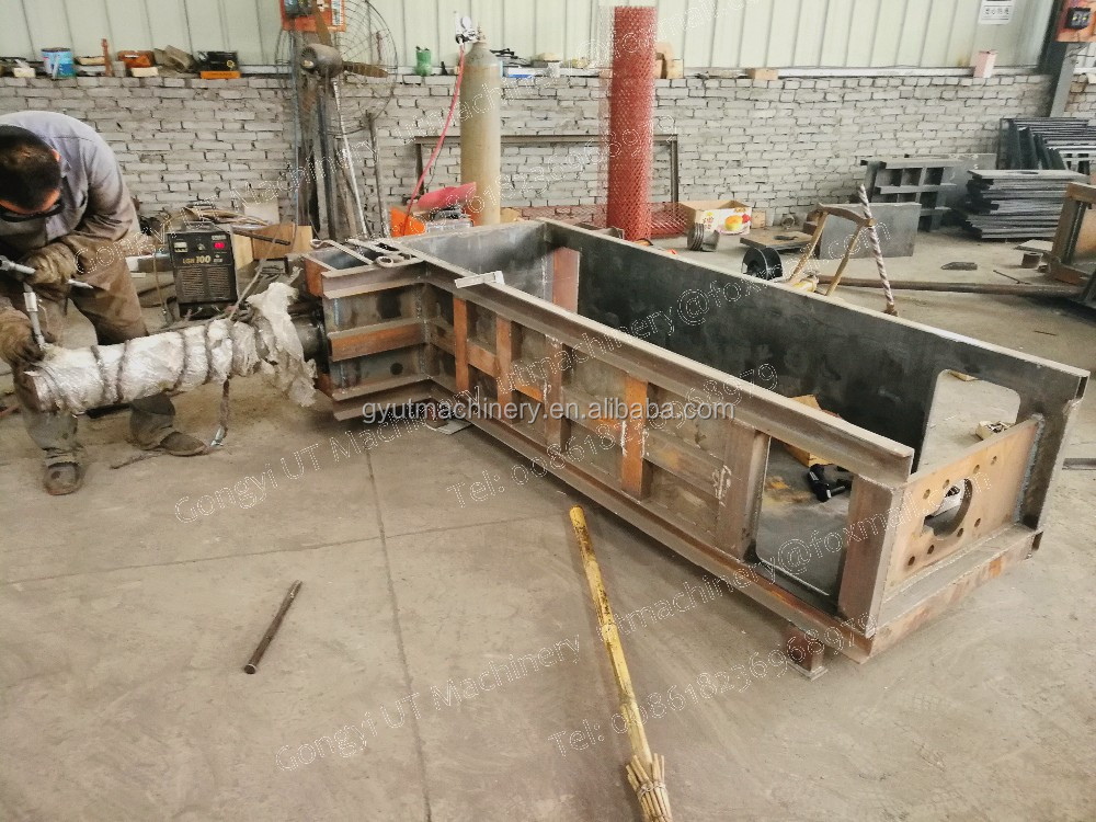 Wood Sawdust Hay Baler Bagging Machine Equipment with 80-120 Bales Capacity and PLC