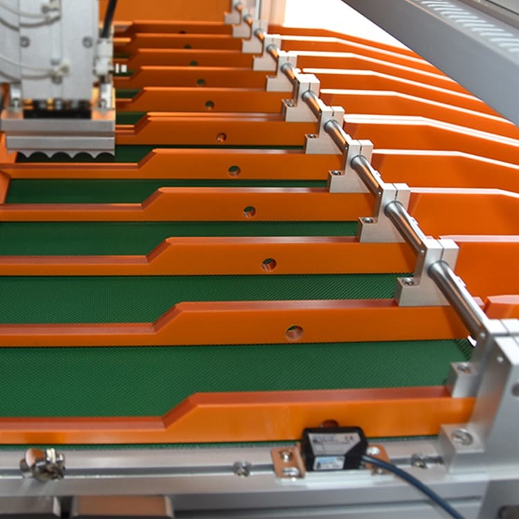 1600W Battery Manufacturing Machine , 18650 Auto Sorting Machine 10 Channels