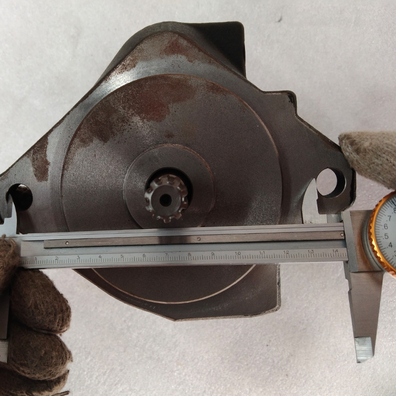 Excavator U15 U15-3 Main Hydraulic Pump PVD-00B-16P-6AG3-5220A For Nachi PVD Series