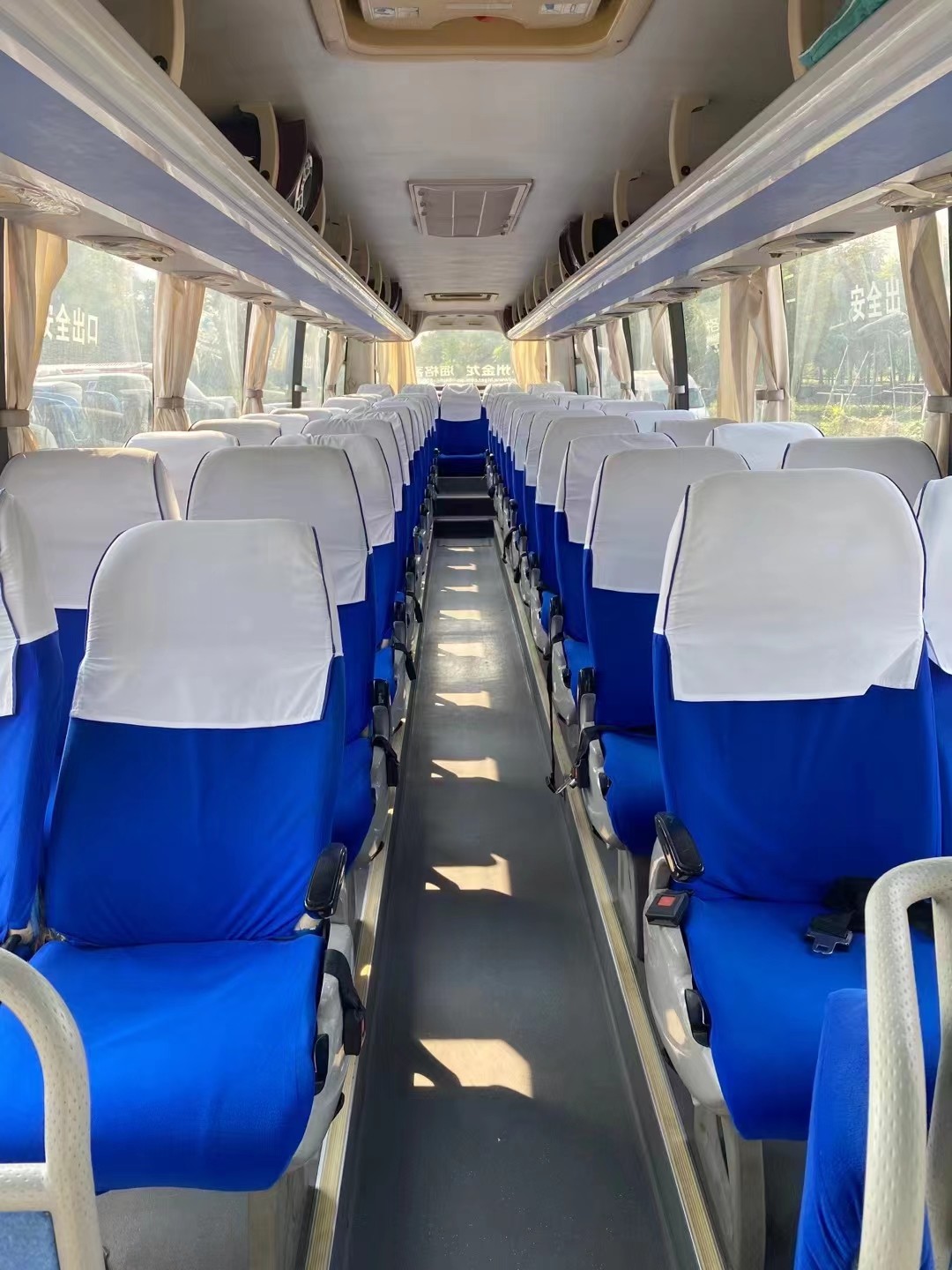 KLQ6119 Used Prevost Coaches Higer Bus Back Yuchai Engine 51seater Left Hand Drive