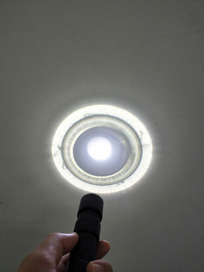 IP66 150m 3W Led Waterproof Police Torch Light Led Flashlight Warning Light