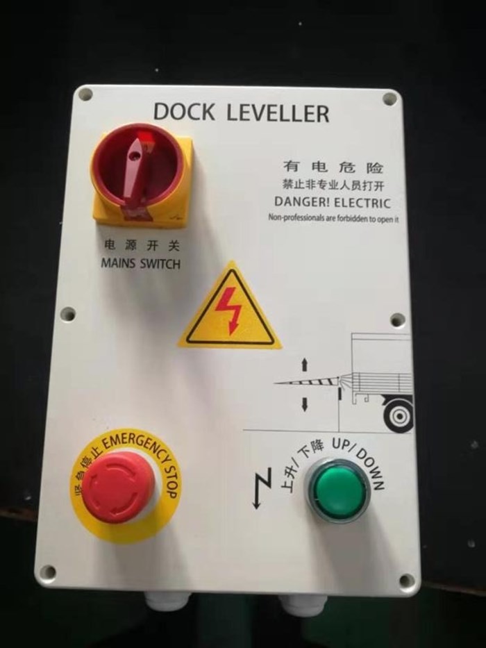 Lip 450mm Hydraulic Dock Levelers Pit-Stype At Loading Bay