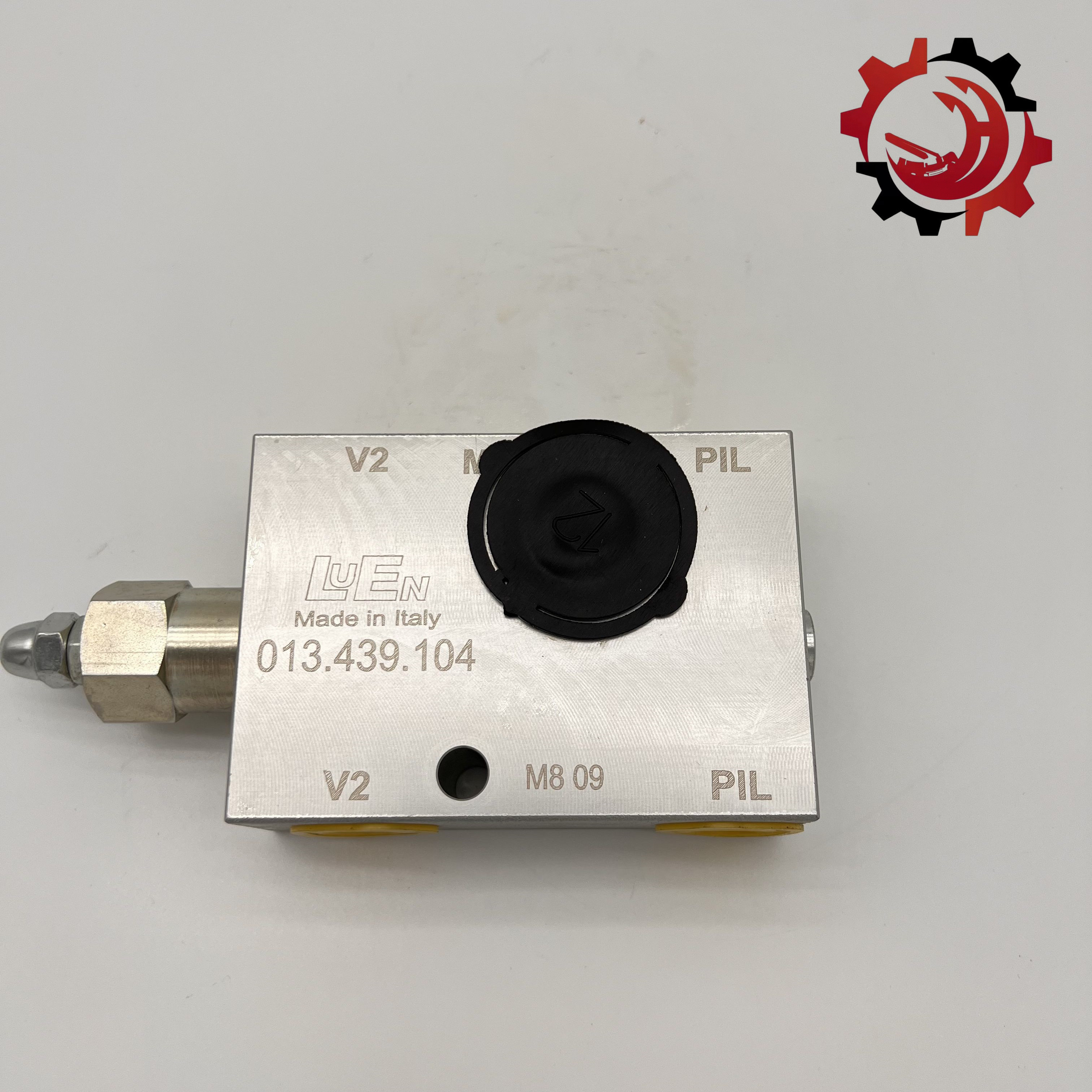LUEN 013.439.104.0A Concrete Pumps Spare Parts Balance Valve Truck Mounted Concrete Pump