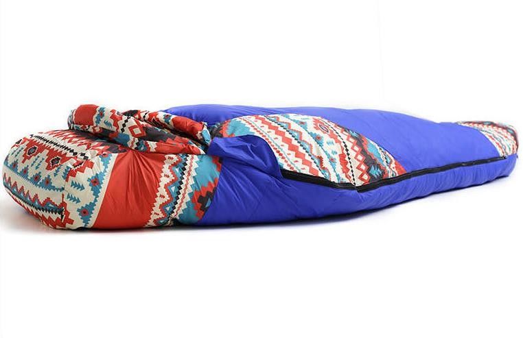 Colored Waterproof Sleeping Bag 1600g Lightweight Duck Down Filling For Winter