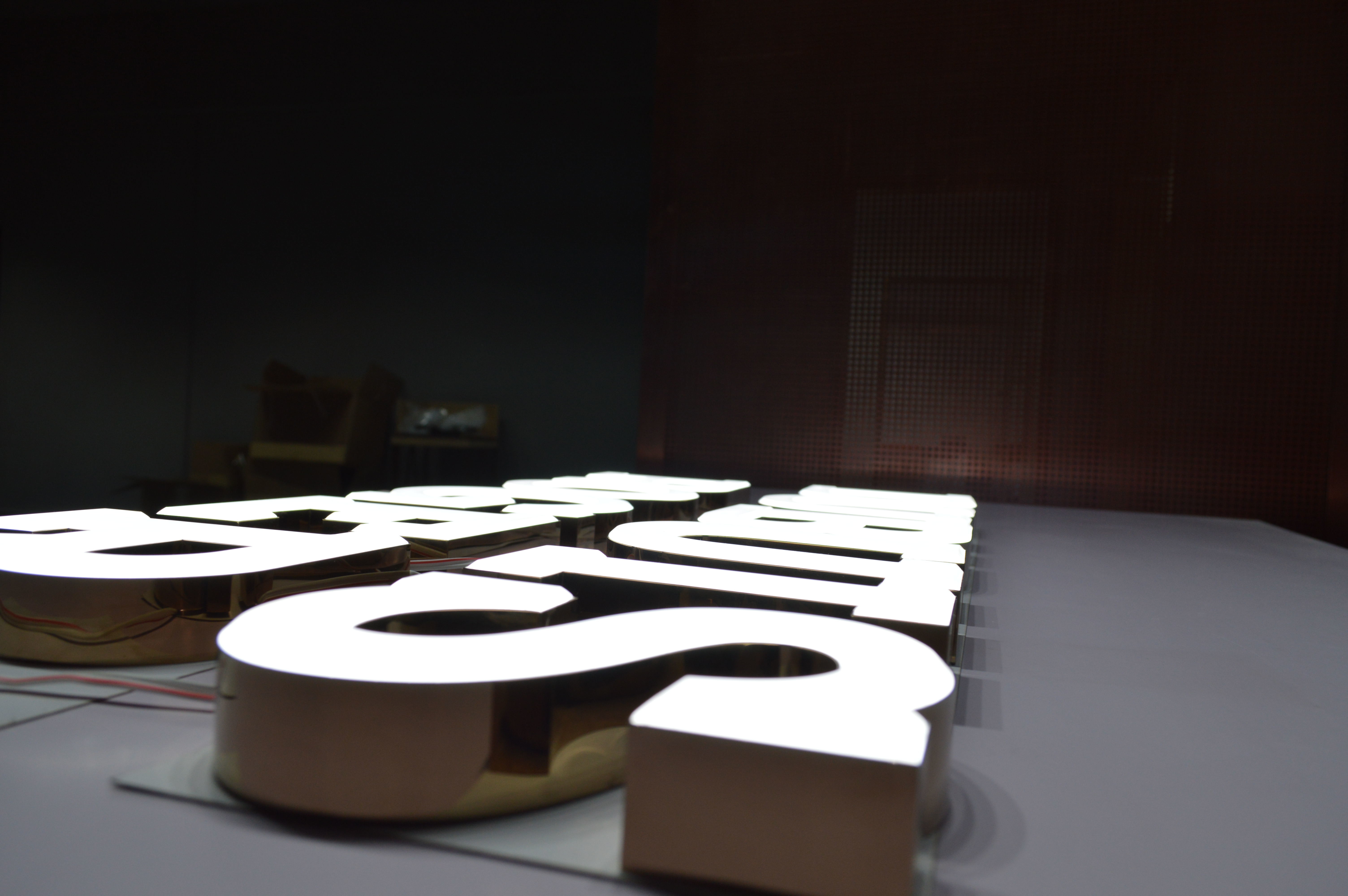 Illuminated 3D Front Lit Channel Letter Sign 30-50mm For Office Decoration