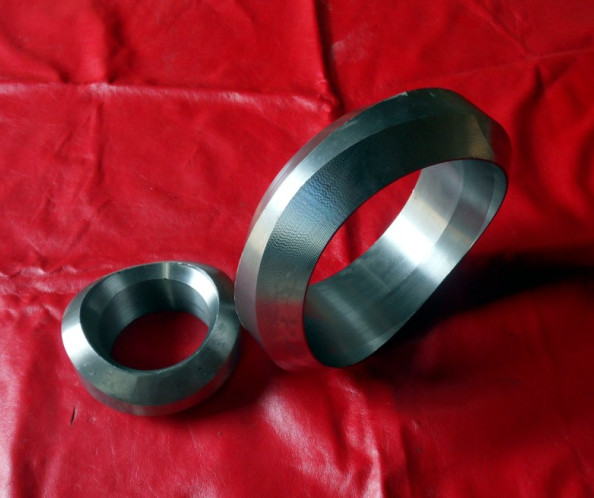 90DEG 45DEG Forged Steel Elbow ASME B16.11 Elbow Cap Tee 3000LB Threaded SW