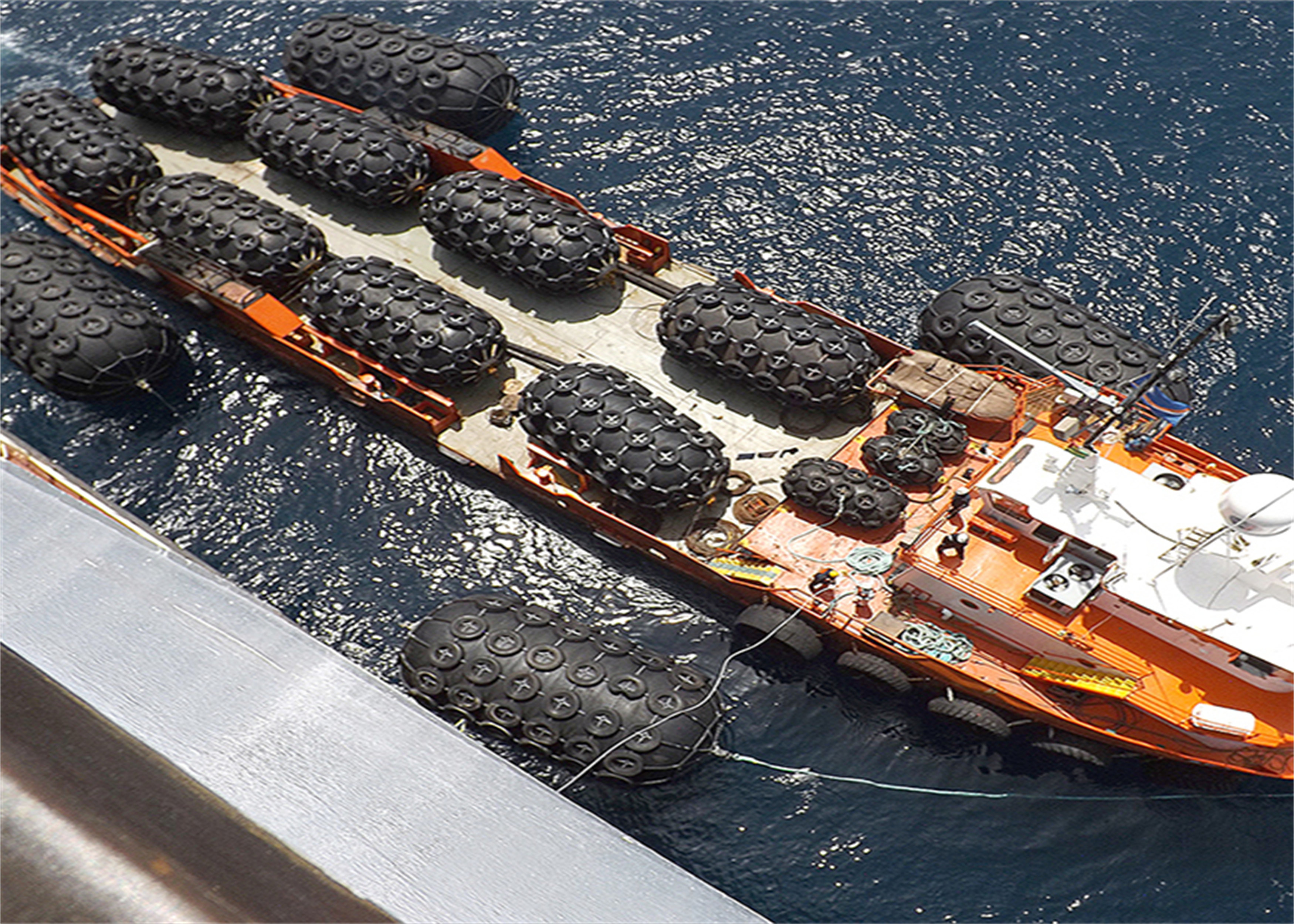 Dock Ship Use Inflatable Marine Rubber Fender Long Life Warranty Period