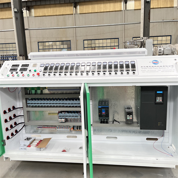 PVC Pipe Twin Screw Extruder Food Processing Plastic Double Screw Extruder Machine