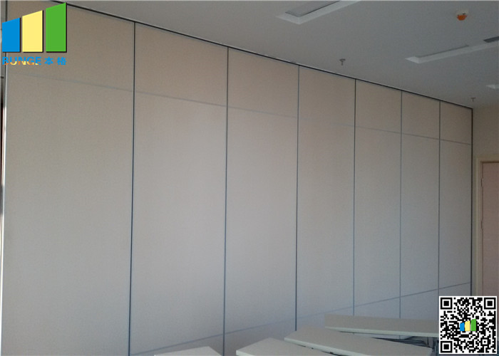 Plywood / Gypsum Wooden Hanging Sliding Partition Walls Bare Finish