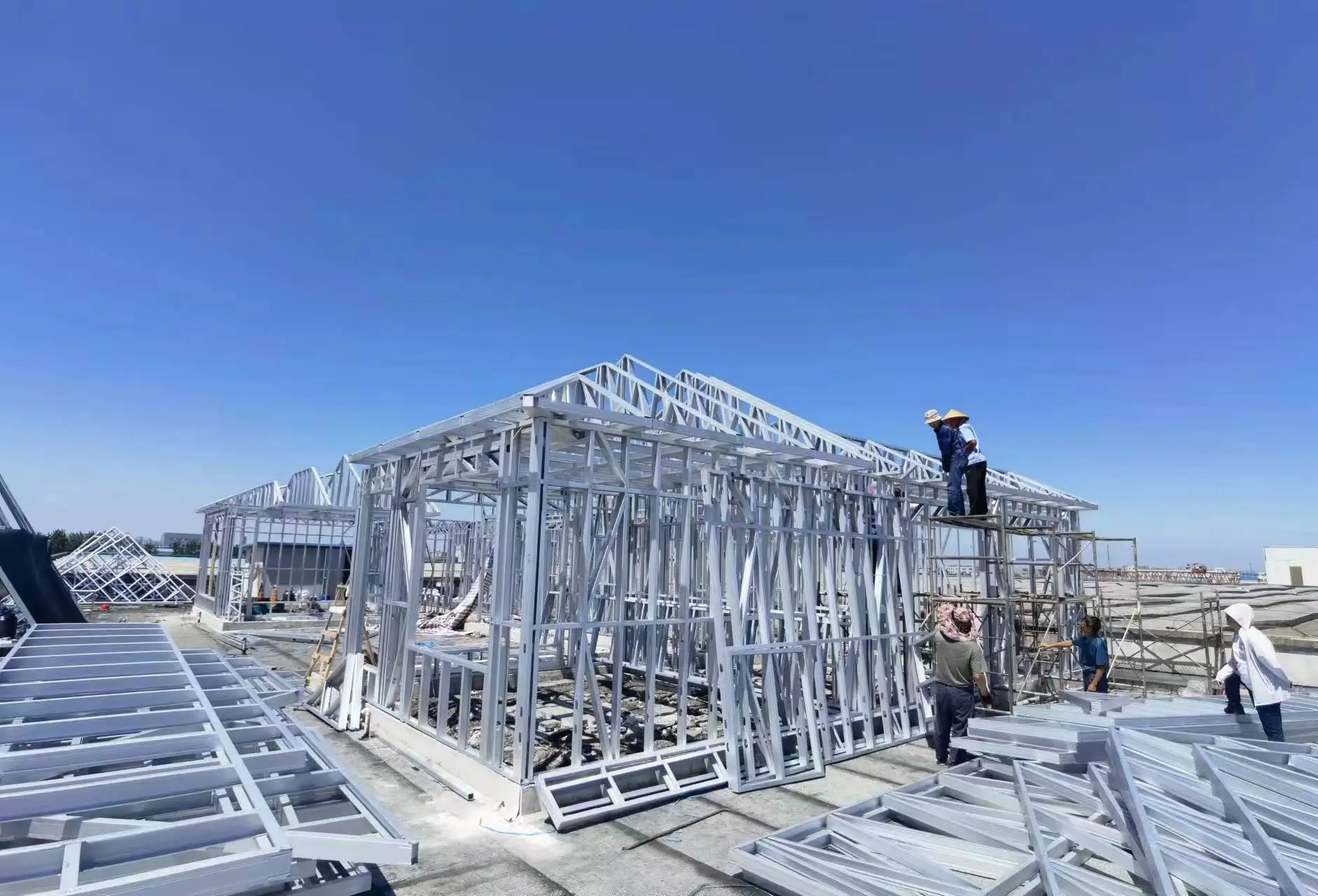 Sustainable Light Gauge Steel Villa Prefabricated Modern Steel Structure Homes