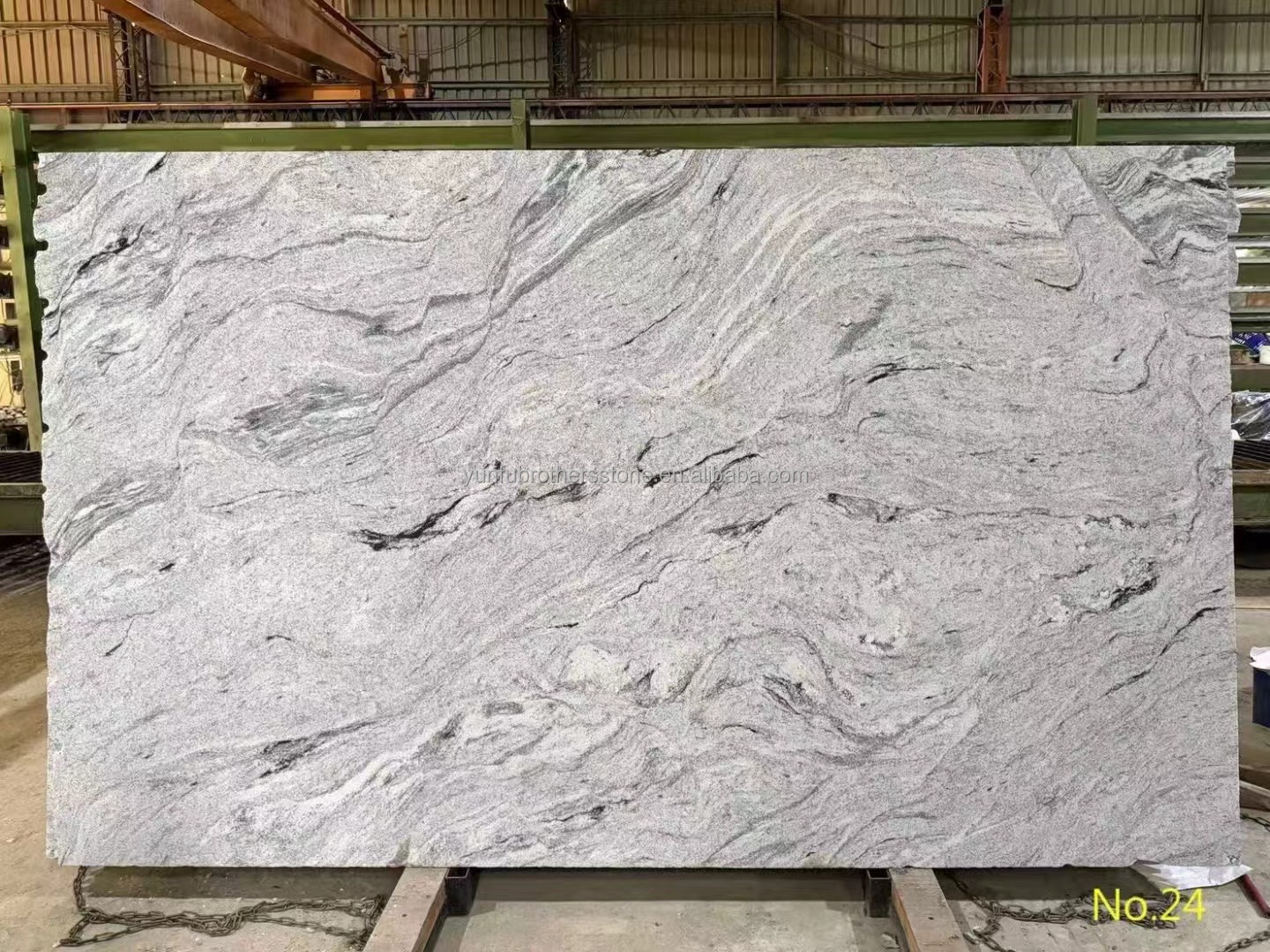 Low Per Square Foot Viscon White Granite Slabs for Modern Villa Exterior Wall Cladding