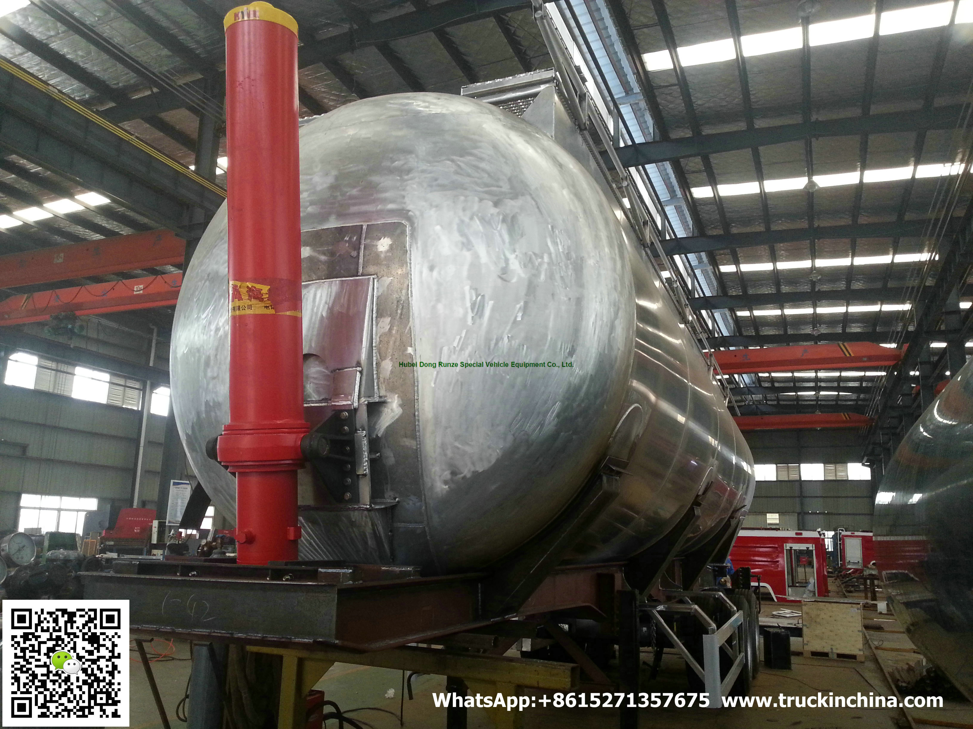 Aluminum Alloy Wheat Flour Bulk Tanker with Tipping Hydraulic Cylinder (6000USG-10000USG ）whApp:+8615271357675