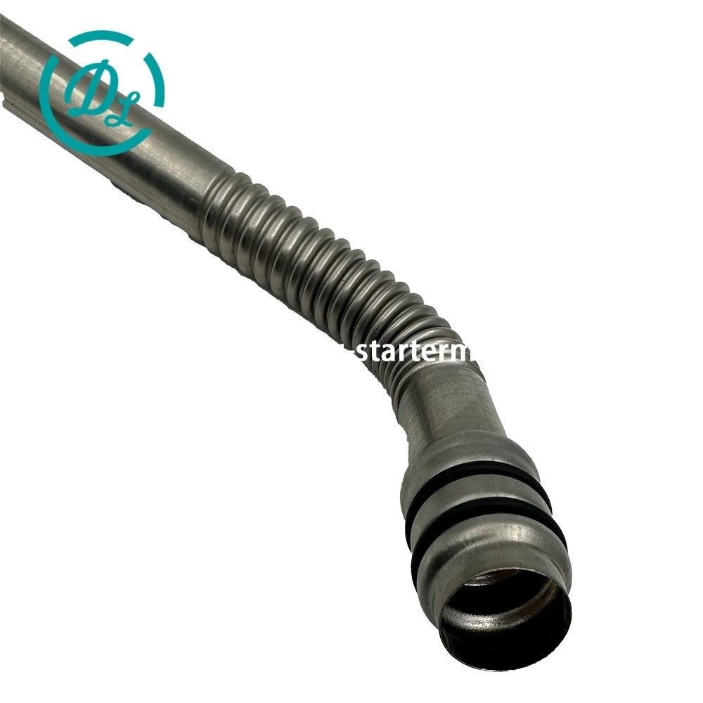 3975076 3977158 Engine Part Turbo Oil Drain Tube Cummins Engine QSB6.7