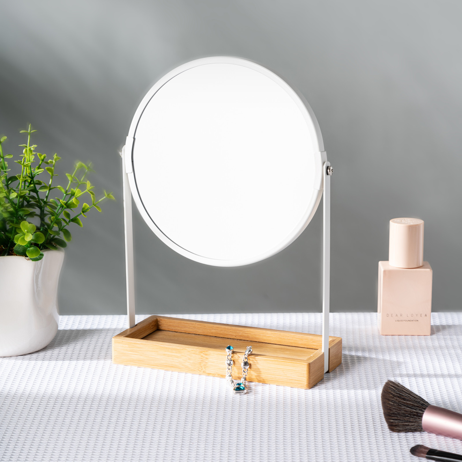 round countertop Makeup Mirror with bamboo jewelry tray