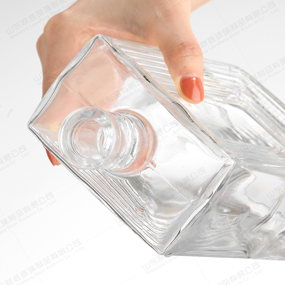 Hot Stamping Glass Wine Bottles Base Material And Surface Handling For Wine