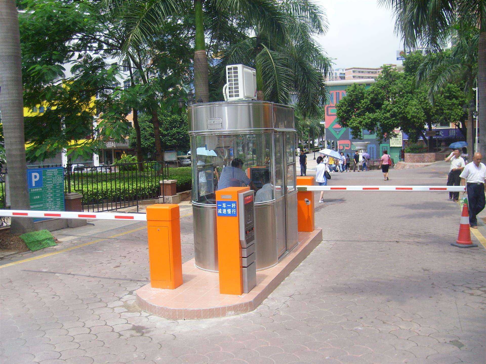 Economical Straight Boom Car Barrier Gate 140W With DC Motor Brushless