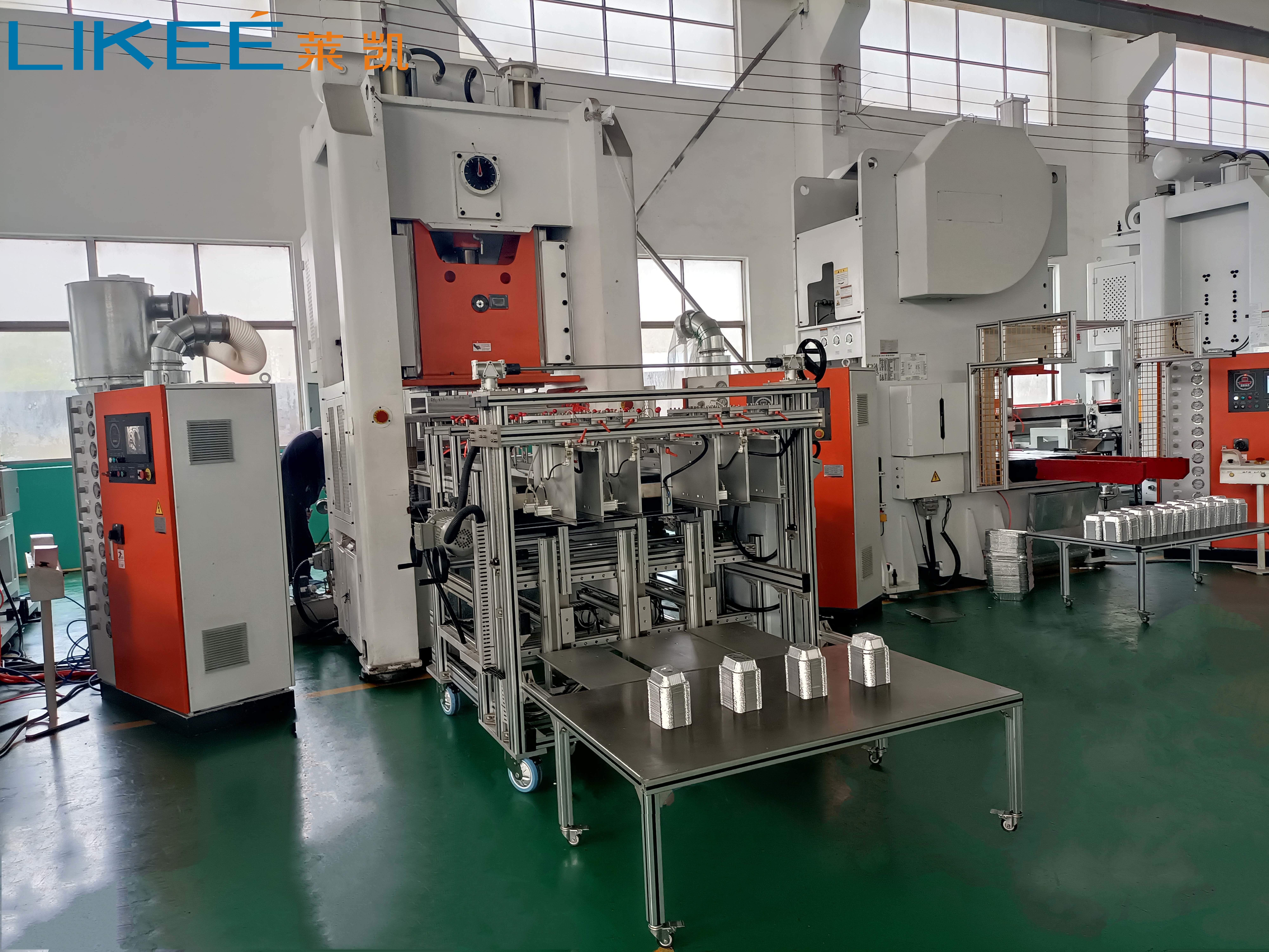26KW 4-5 Cavities Aluminum Pot Making Machine With Siemens Motor
