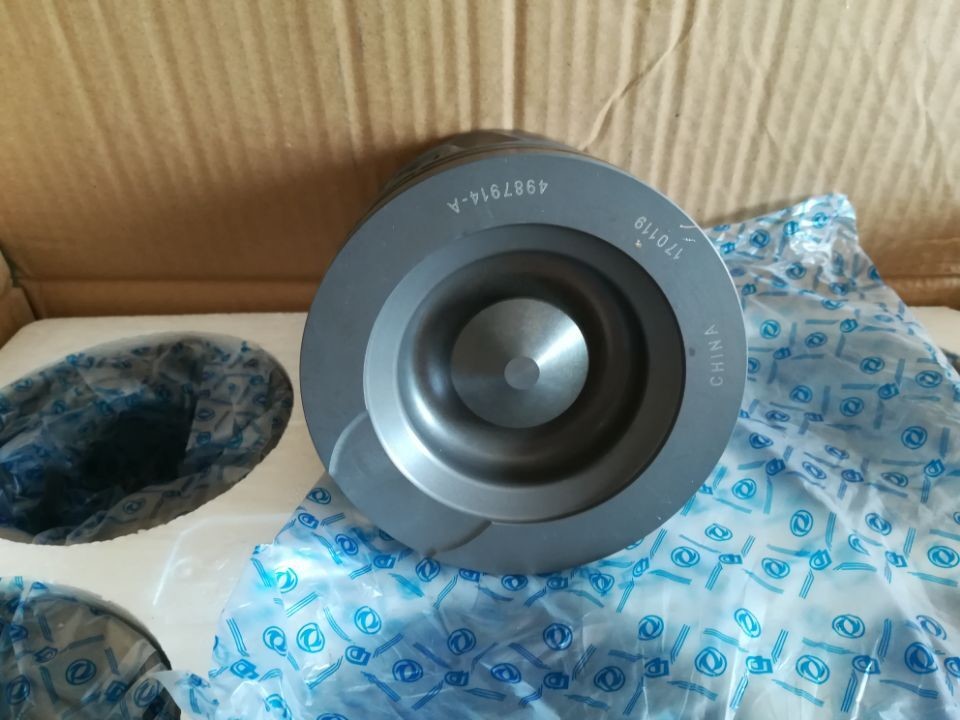 Dongfeng Truck Diesel Engine Piston Parts C4987914 For ISL High Performance