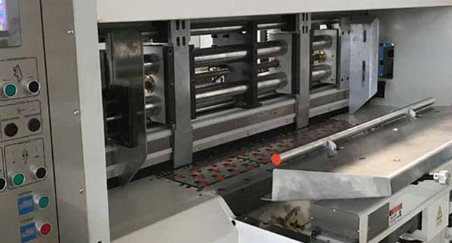900mm Carton Flexo Printing Slotting Machine 300pcs/Min With 10'' Touch Screen