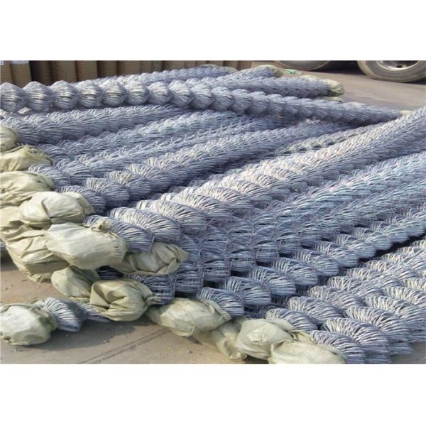 Hot Dipped Galvanized Chain Link Fence Mesh 2.0-4.8mm For Sport Field
