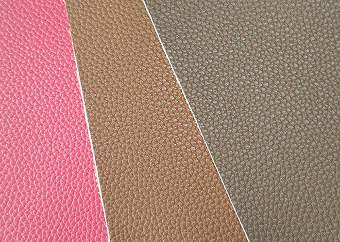 Embossed Leatherette Upholstery Fabric 137cm Wide Customized Color