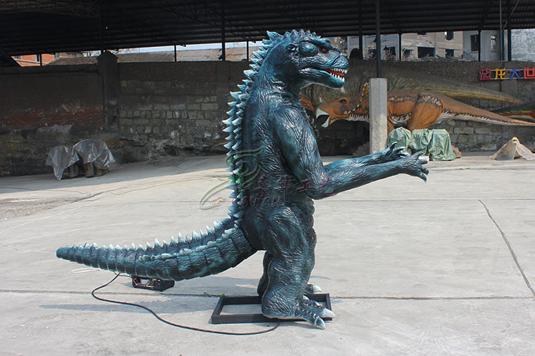 Dinosaur Godzilla Statue With Sensor And Remote Control Starting System