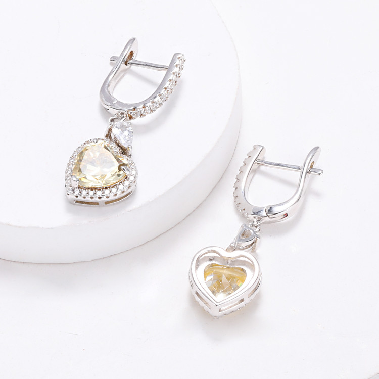 OEM Love Heart Diamond Earrings 925 Sterling Silver Love Heart Earrings