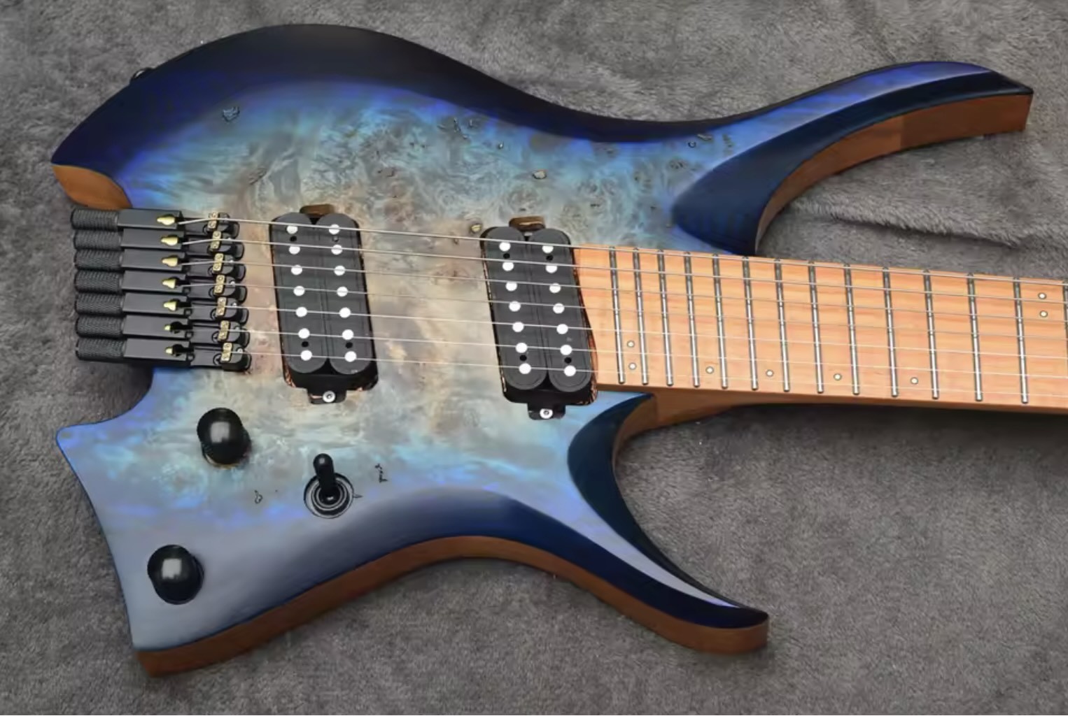 2025 Fanned Frets 7 Strings Headless Electric Guitar
