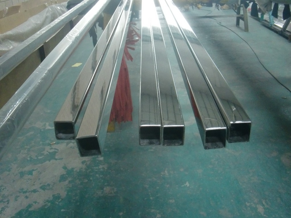 439 Stainless Steel Square Tube 5mm-2500mm 1.3mm-150mm SS304