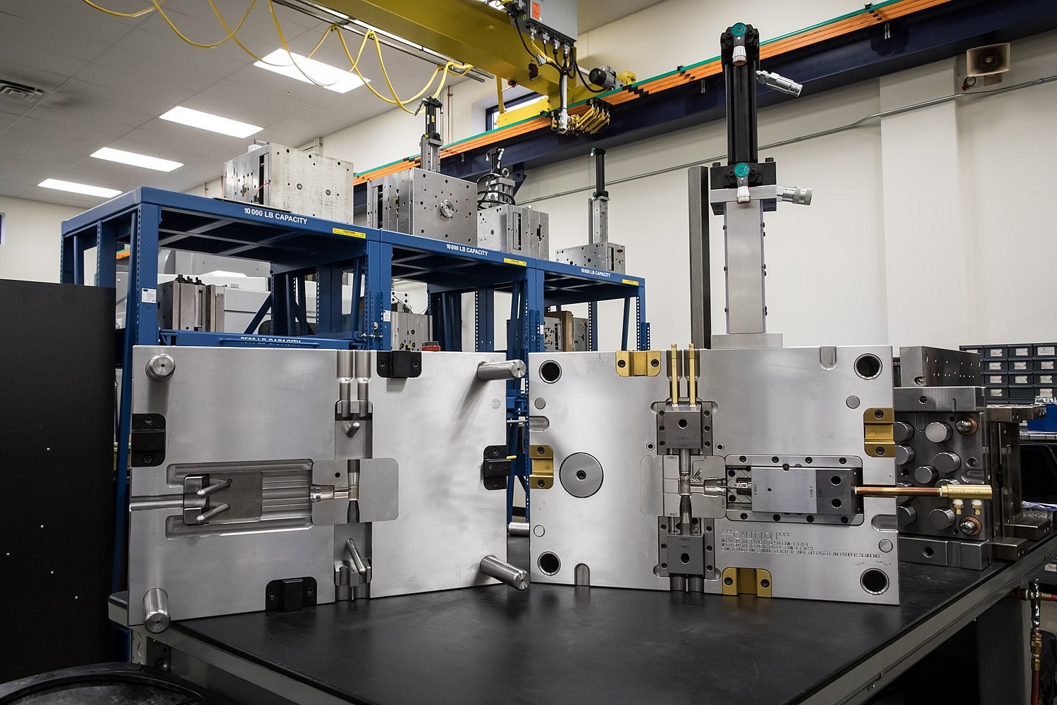 ODM OEM Plastic Injection Mold with Hot/Cold Runner System for Plastic Parts