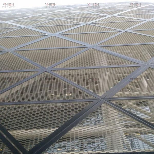 Powder Coated Color Diamond Wire Mesh Raised Galvanized Expanded Metal For Indoor Safety Fence