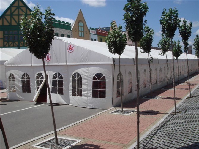 White Wind Resistant 15mx20m Marquee Tents With Air Conditioners