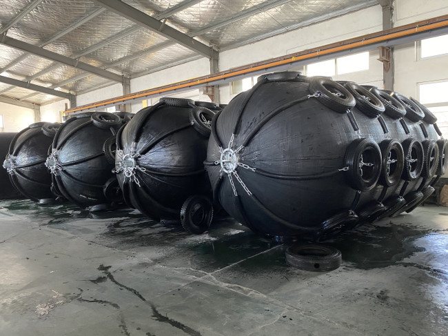 Jetty Protection Aircraft Tyre Fender Marine Pneumatic Yokohama Rubber Fender
