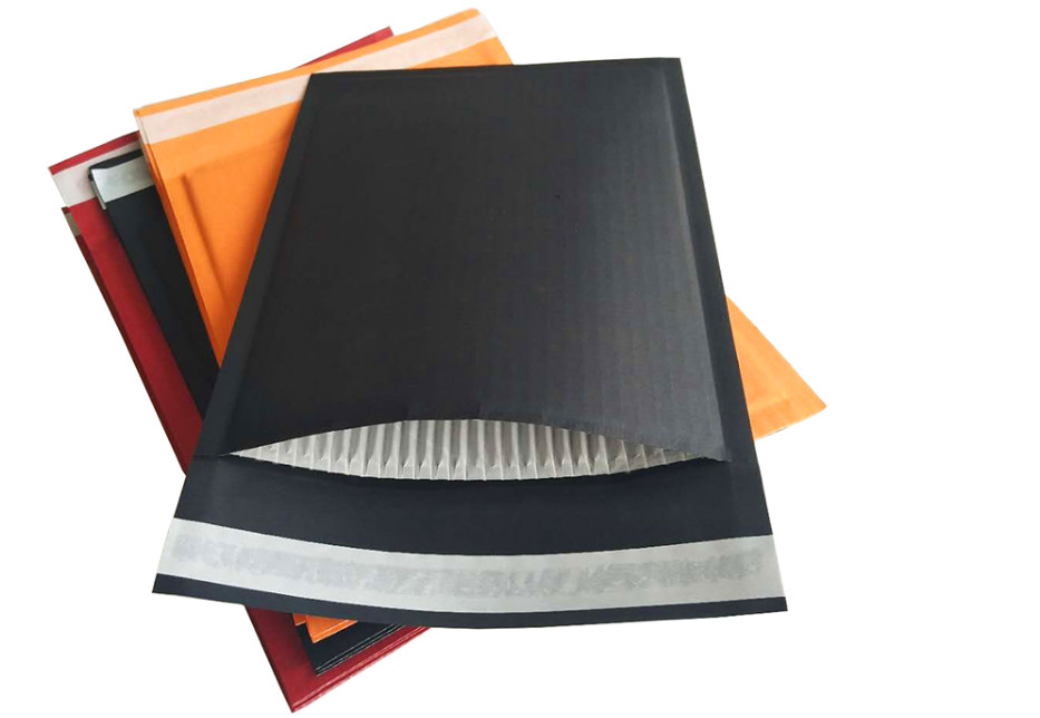 Black 9.5x11'' Custom Kraft Corrugated Envelopes 2 Sides Protection Heat Seal