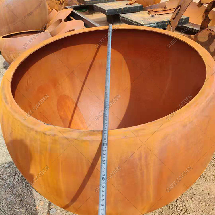 Sphere Shaped Plant Box Outdoor Raised Garden Corten Steel Pots Outdoor Metal Planter