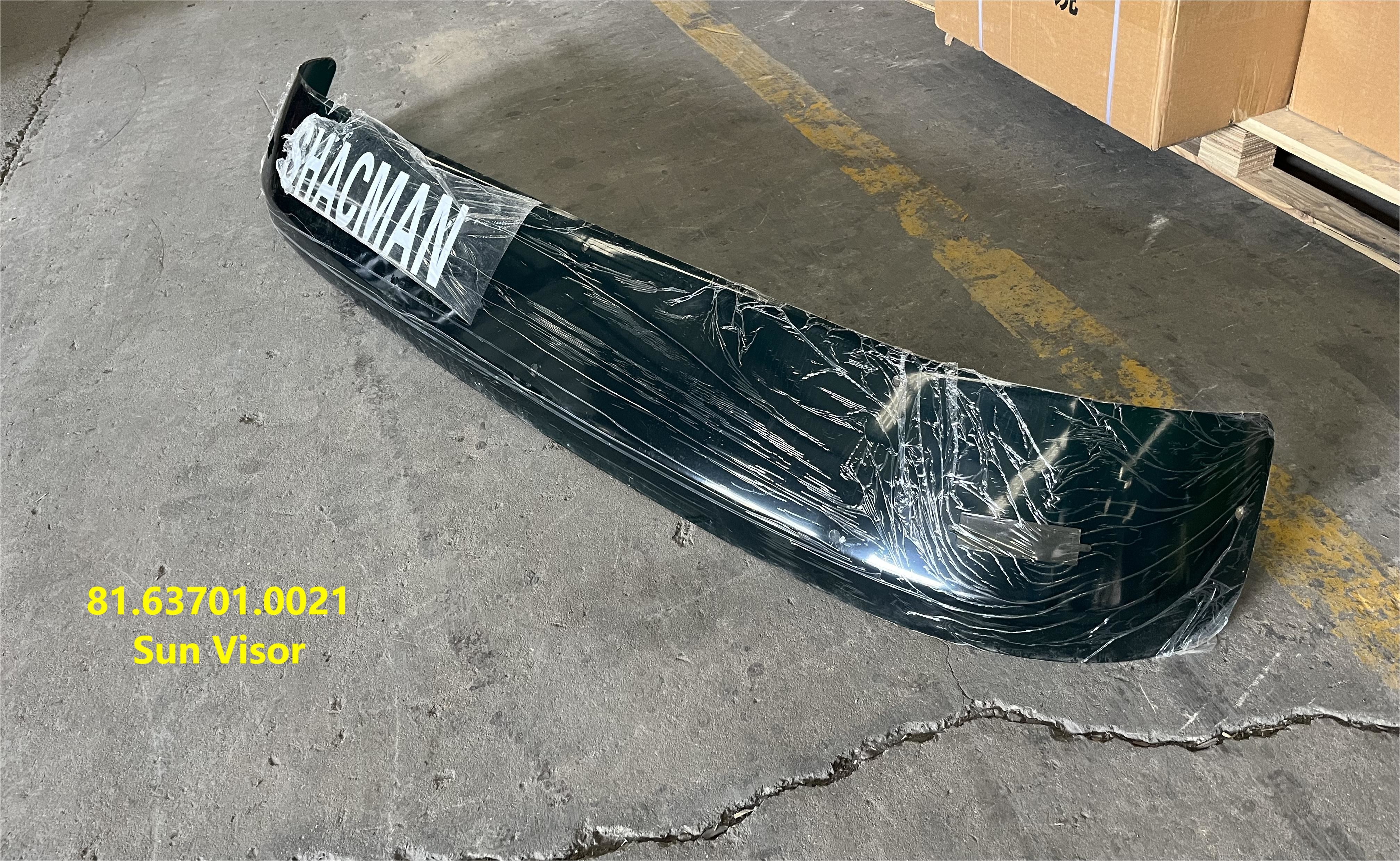 81.63701.0021 Sun Visor Shacman Truck Parts HOWO Truck Spare Parts