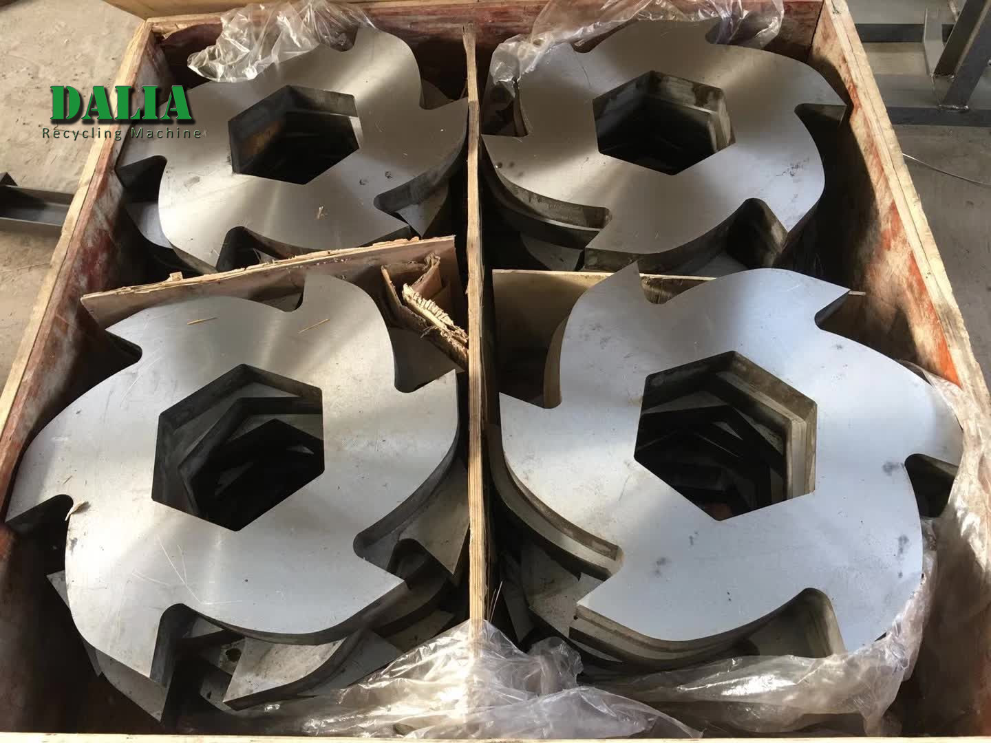 Large Capacity Double Shaft Shredder Machine For Waste Plastics Iso / Ce