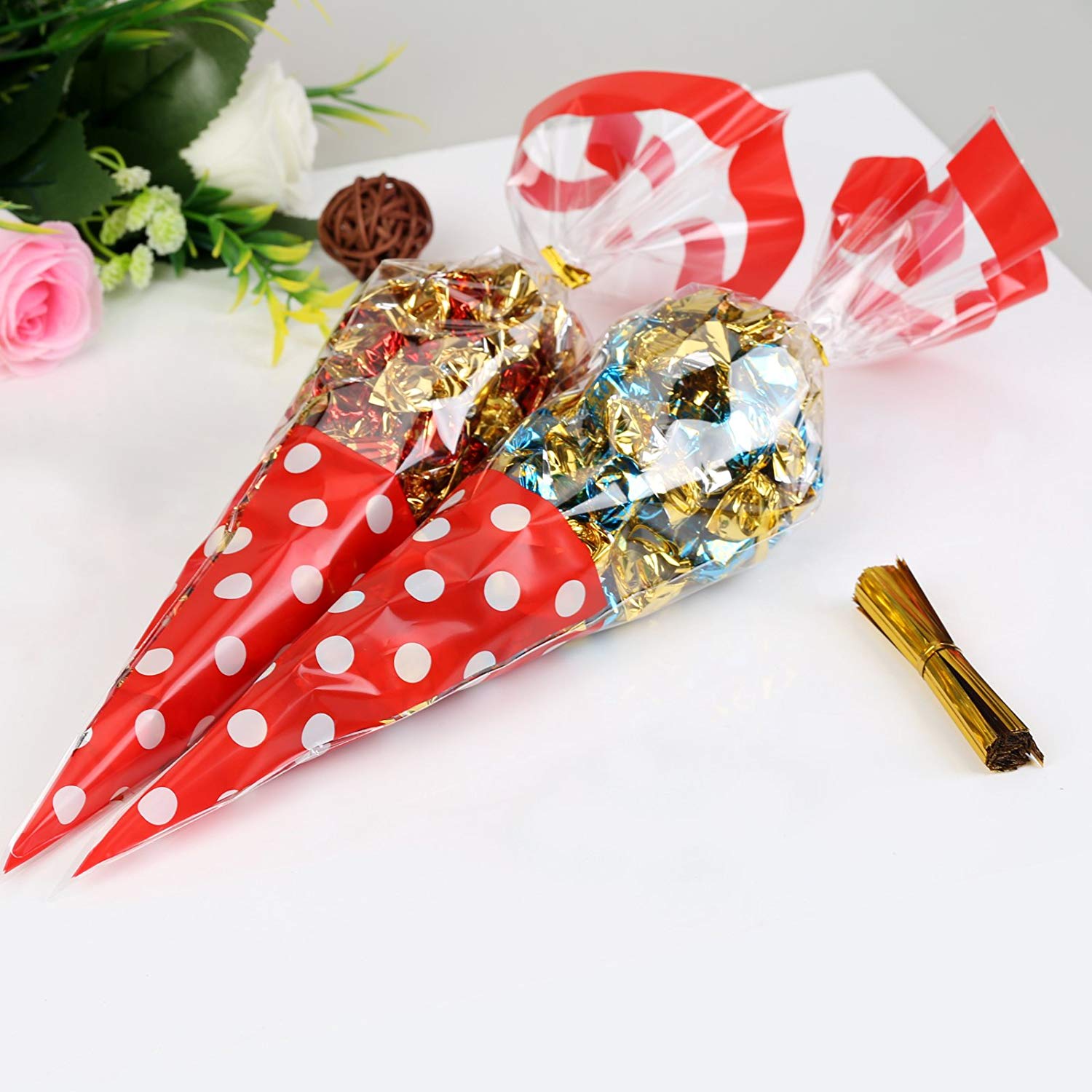 BPA Free Colorful Plastic Gift Wrap Bags Resealable With Wrap Tie