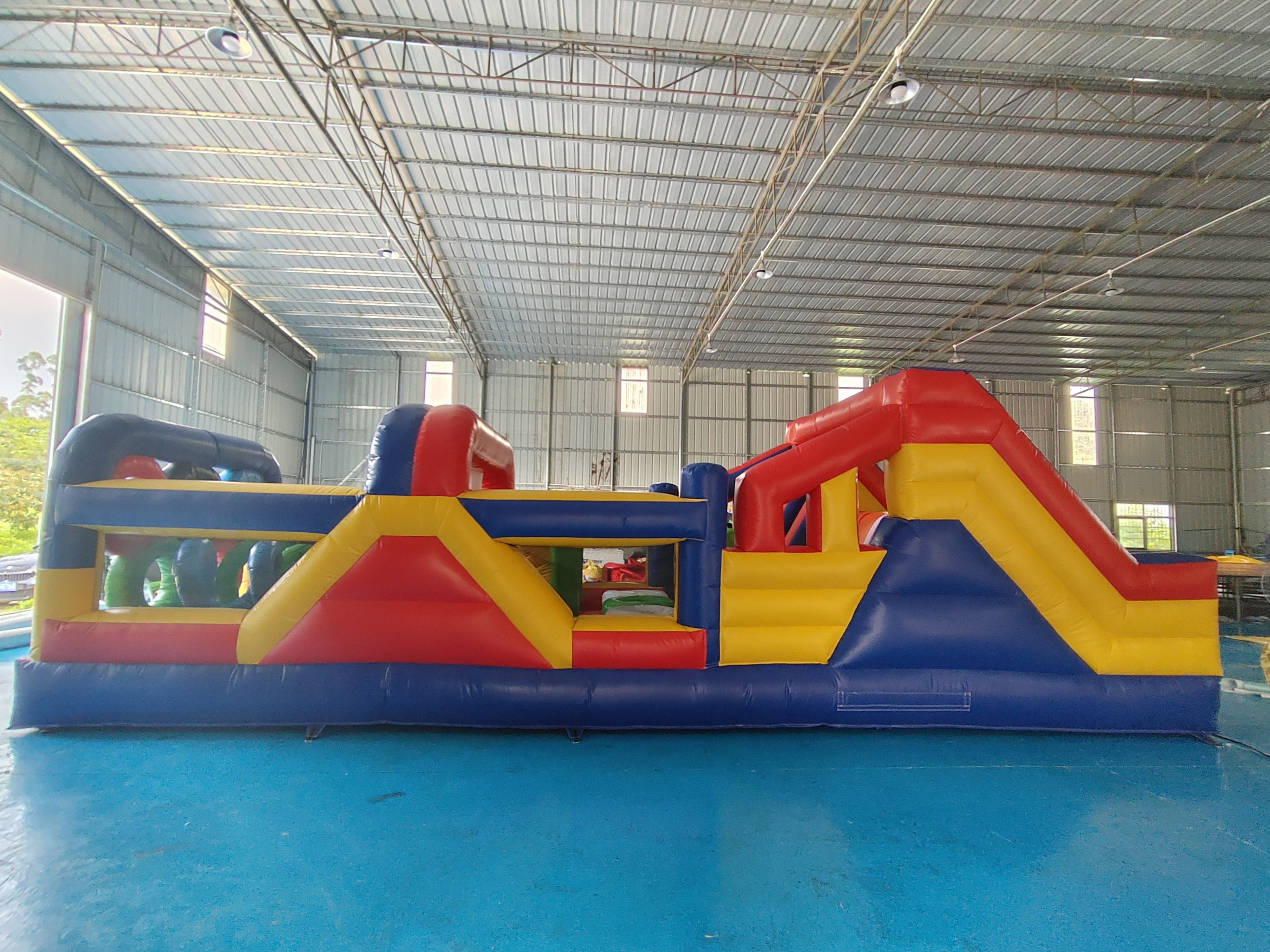 Commercial Grade PVC Tarpaulin Giant Inflatable Obstacle Courses Inflatable Fun City For Outdoor
