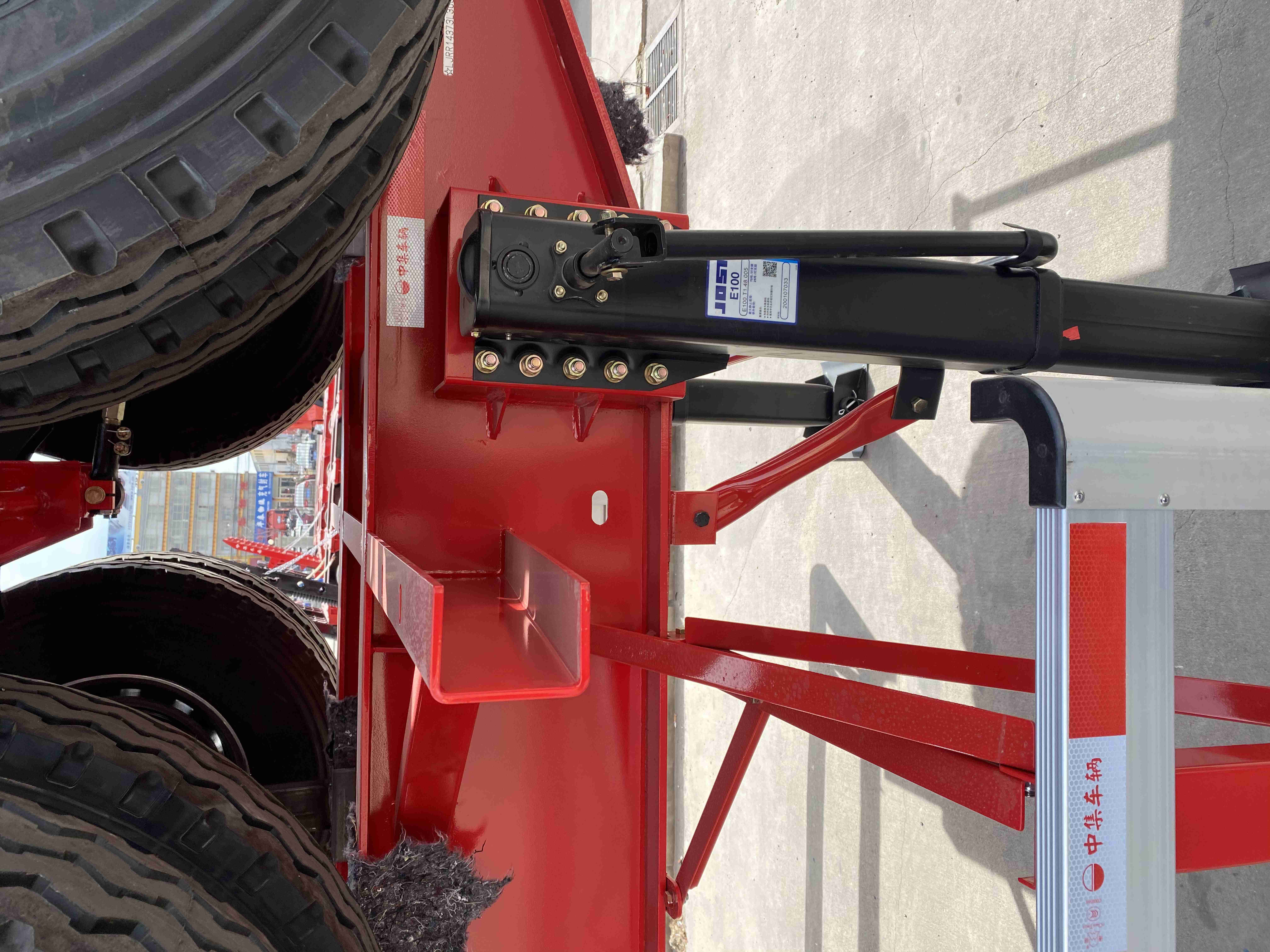 20001-25000 kg Max Payload CIMC Axle's 3-Axis Container Chassis Frames
