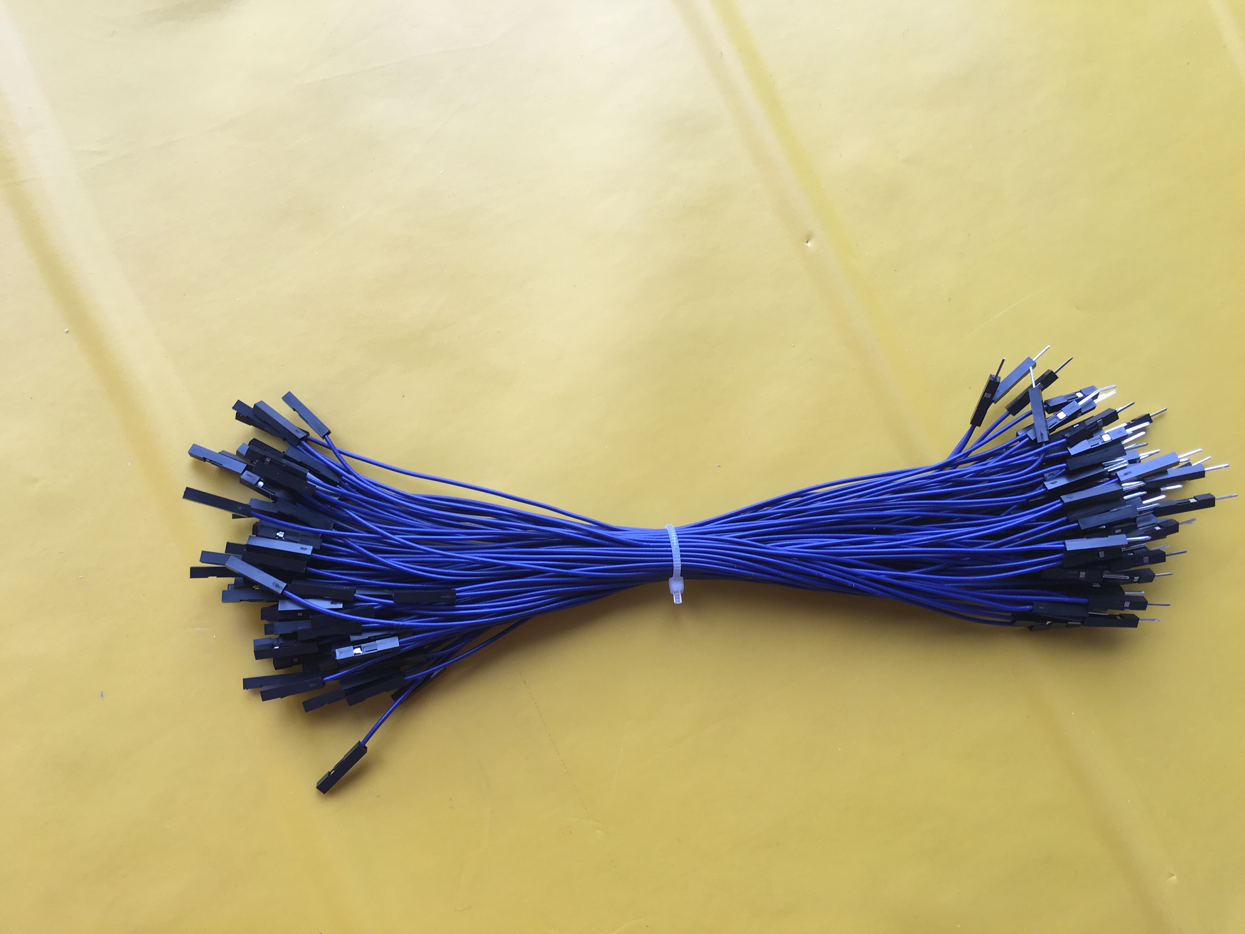 DIY Breadboard Male To Female Jumper Wires With Seven Different Colors