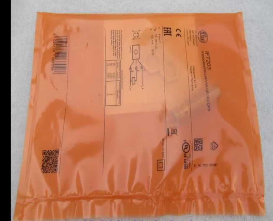 IFM IFT203 IFB3004BBPKG/M/V4A/US-104-DPS Inductive sensor