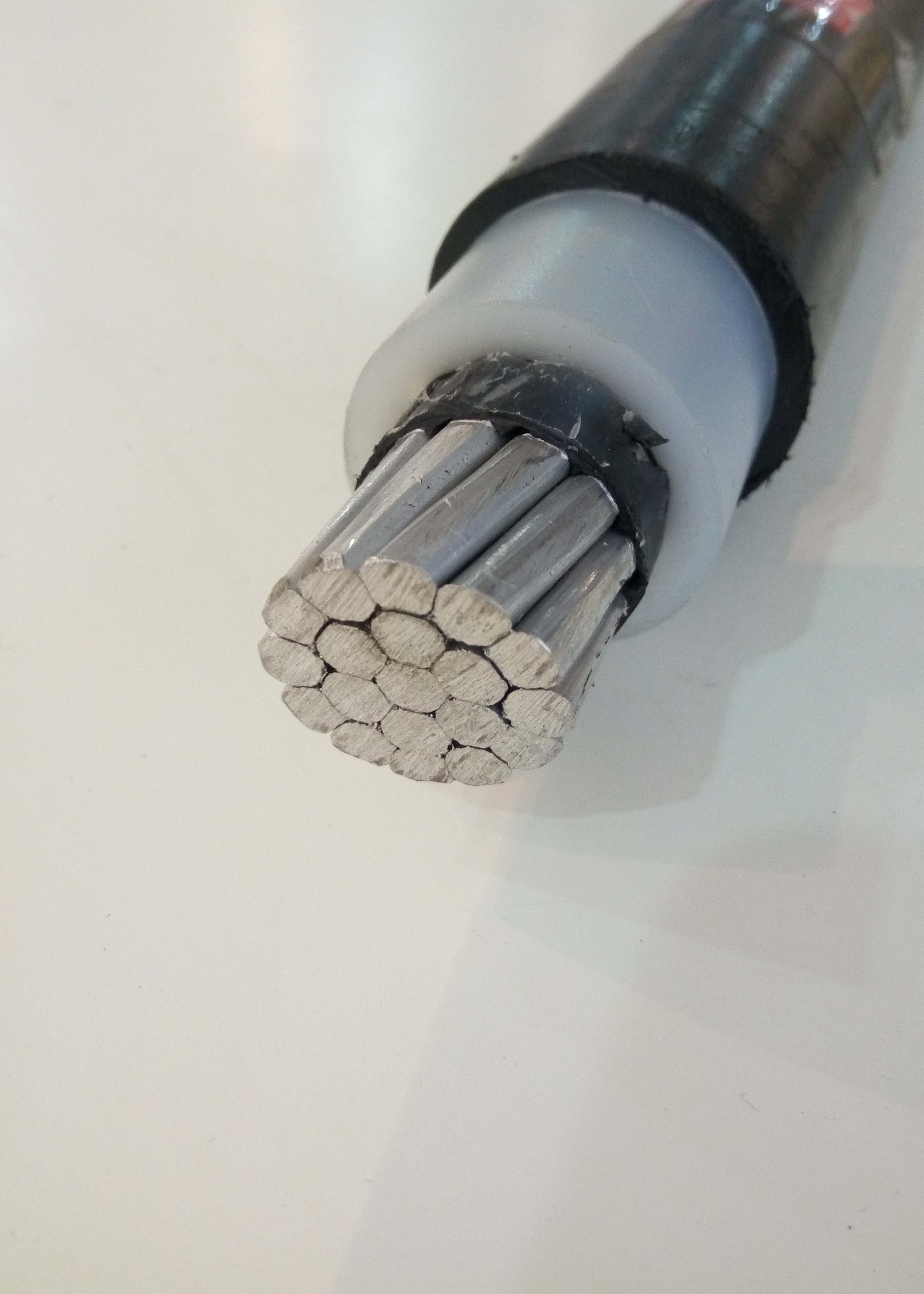 Medium Voltage 10KV 50 70 120 Aerial Bundle Cable AL/XLPE Overhead cable